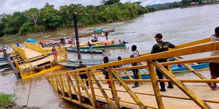 Medio Baudó, Chocó: se partió el muelle fluvial de Puerto Meluk contratado por Invías