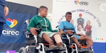Chocó: Hermanos de Quibdó reciben sillas de ruedas adaptadas a sus necesidades